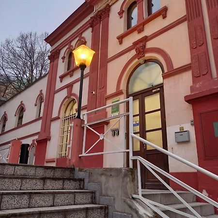 Hotel Decin Na Skrivance Екстериор снимка