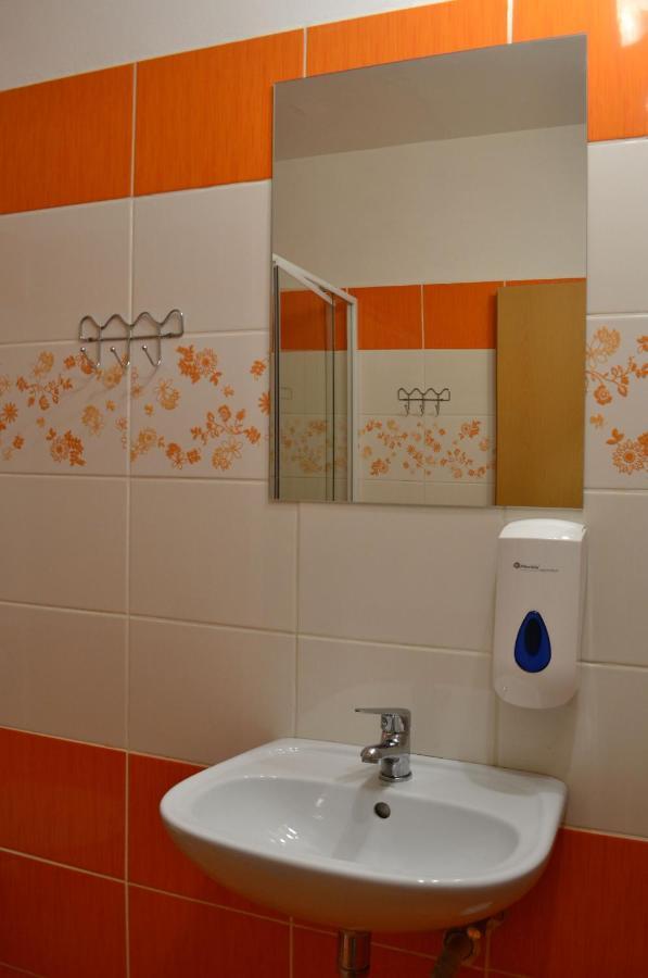 Hotel Decin Na Skrivance Екстериор снимка