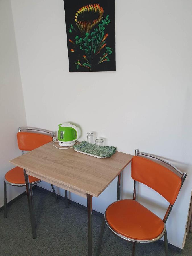Hotel Decin Na Skrivance Екстериор снимка