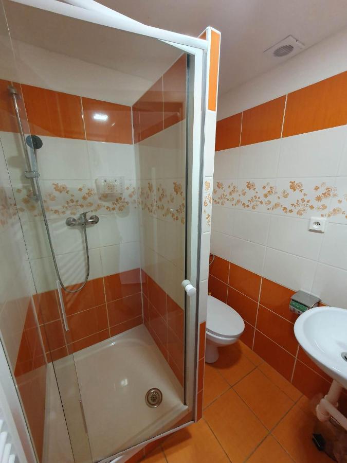 Hotel Decin Na Skrivance Екстериор снимка