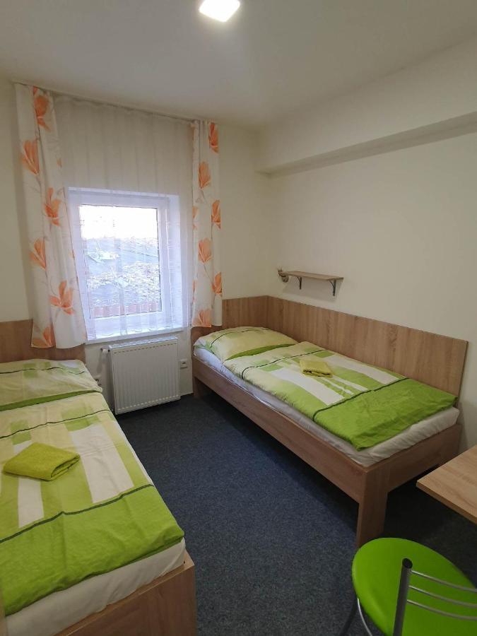 Hotel Decin Na Skrivance Екстериор снимка